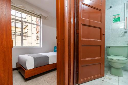 Ένα μπάνιο στο Hotel Americano Bogota