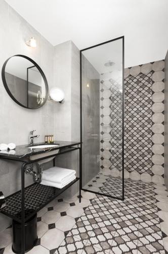 Ein Badezimmer in der Unterkunft Hotel Indigo Krakow - Old Town by IHG