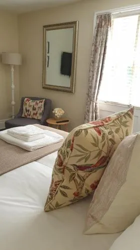 Starlings Guest House photo 9