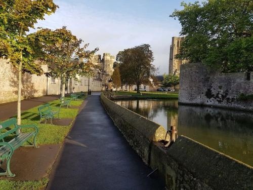 Gallery image of Cosy Studio Retreat in Wells, Somerset in Wells