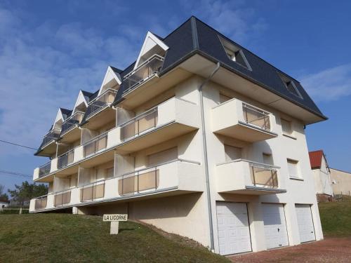 Gallery image of Studio 1 - 4 pers à 300m de la plage avec vue mer in Stella-Plage