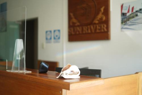 Sijil, anugerah, tanda atau dokumen lain yang dipamerkan di Hotel Sun River