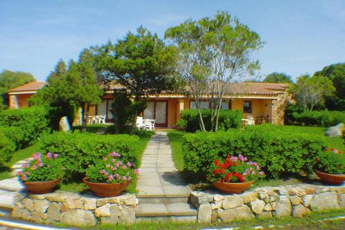 Kép Holiday home in Porto Pollo with garden szállásáról Porto Pollóban a galériában