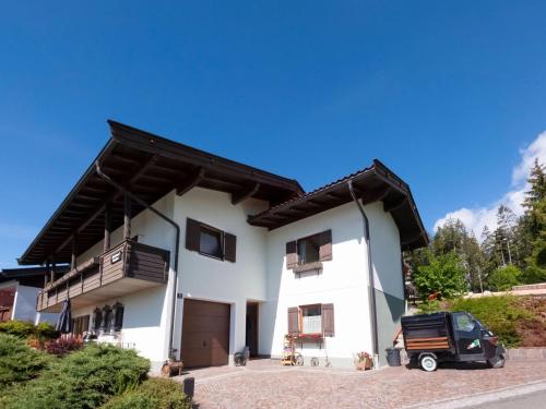 Snug apartment in St Johann in Tyrol with terrace