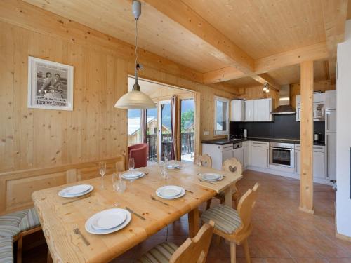 Kuchyňa alebo kuchynka v ubytovaní Chalet in Hohentauern near Ski Lift