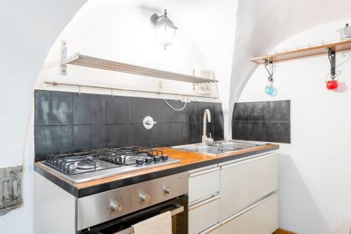 Kuchyňa alebo kuchynka v ubytovaní Cattedrale di Firenze Apartment