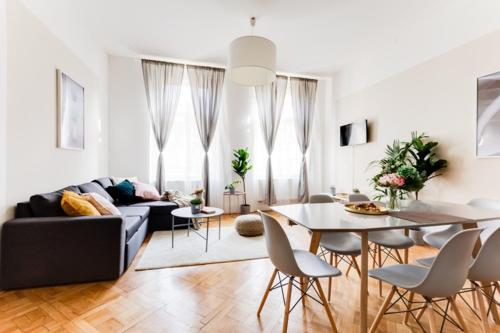 New & cozy 3Bds in Historical Center - S8