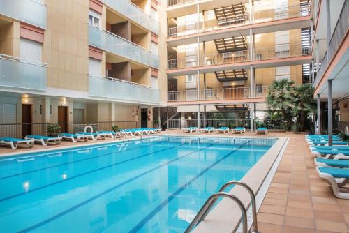 Gallery image of Apartaments Costa d'Or in Calafell