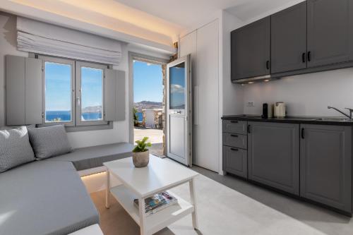 Kuchyňa alebo kuchynka v ubytovaní Aegean View Apartments Mykonos