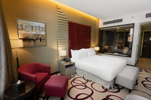 Posezení v ubytování Crowne Plaza Riyadh - RDC Hotel & Convention by IHG