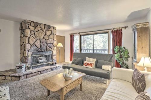 Townhome - Walk to Chair Lift and Golf Course!