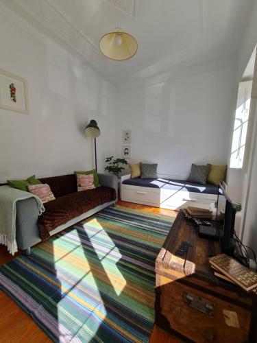 Χώρος καθιστικού στο Maria Saudade Apartamento