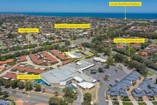 an overhead view of a parking lot with buildings at A2 Spacious Apartment with WiFi Kitchenette in Perth
