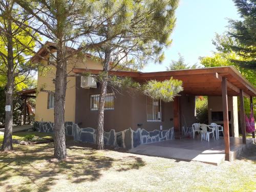 Κήπος έξω από το Cabañas Ecos del Valle