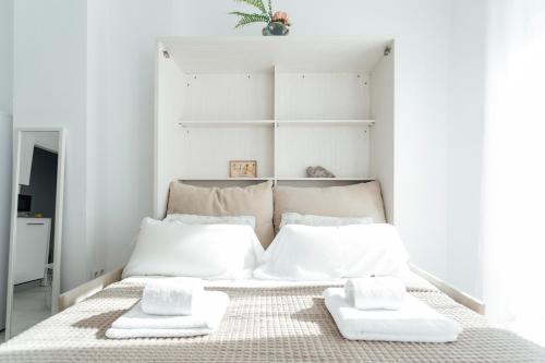 One&Lux El Salvador - Central Studio with a Stunning View