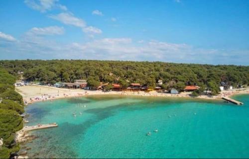 Imagen de la galería de Bungalow Home Sweet Home - Logement complet, en Biograd na Moru