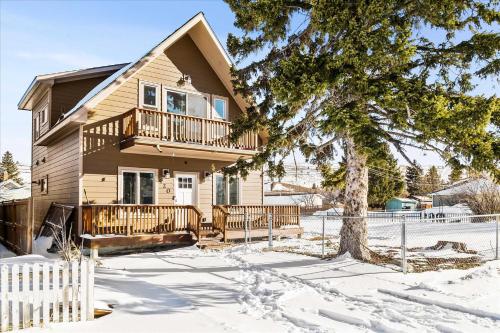 Modern Red Lodge Cabin - Walk to Broadway Ave v zimě