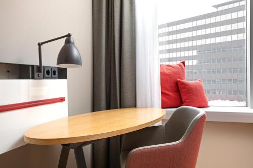 Гостиная зона в Holiday Inn Hamburg - City Nord by IHG