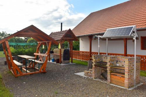 Zahrada ubytování Nyakigláb Villa