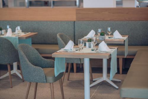 Restoran atau tempat lain untuk makan di Iberostar Waves Cala Domingos All Inclusive