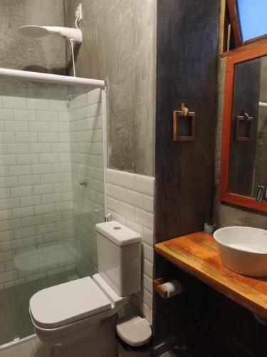Koupelna v ubytování Akamu - Casa de Charme com Piscina Privativa