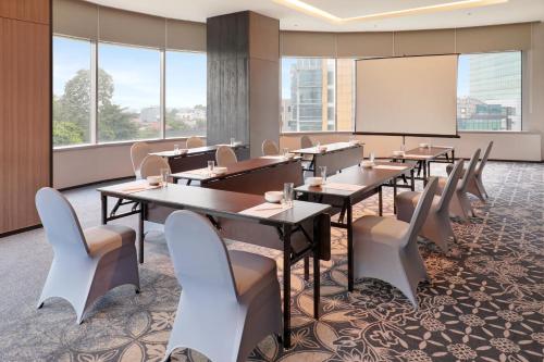 Χώρος καθιστικού στο Mercure Jakarta Gatot Subroto