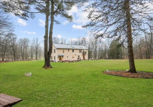 Zahrada ubytování Charming 3BR 3Bath In Brilliant Location!