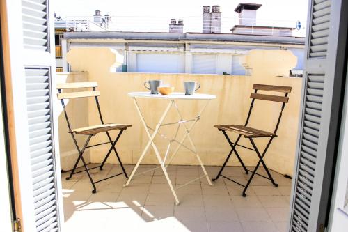 Joli Studio avec balcon, Centre Ville