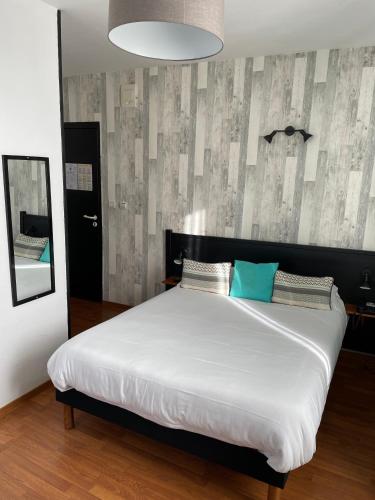 Le Creusot Hotel – Photos 4