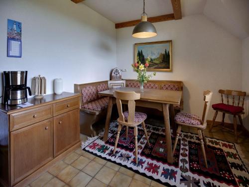 Galeriebild der Unterkunft Apartment in Mooswald in Carinthia with pool in Fresach