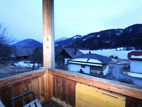 冬のCosy Apartment in Weissensee near Ski Liftの様子