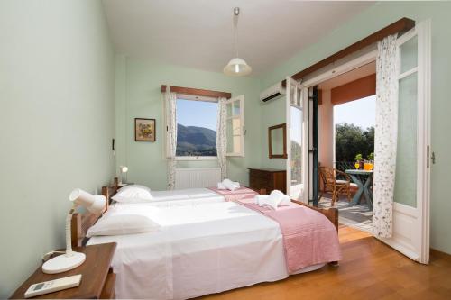 Villa Dorina by Corfuescapes