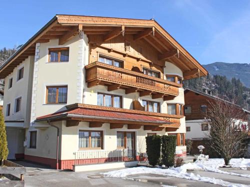 Luxurious Apartment in Kaltenbach with Sauna