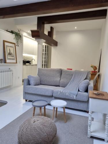 Begoña de mis amores 119D1 by R2R Consulting