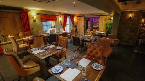 an overhead view of a restaurant with tables and chairs at The Inn At Grasmere in Grasmere