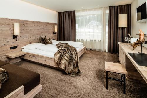 Foto de la galería de ArtHotel Anterleghes - Gardenahotels en Selva di Val Gardena