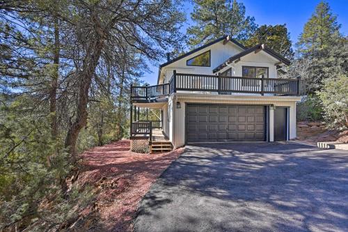 Airy Pine Escape with Pool Table, Near Hiking!