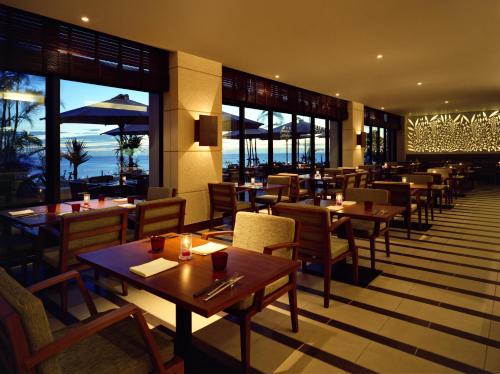 Restaurace v ubytování Kafuu Resort Fuchaku Condo Hotel