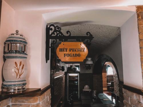 Hét Pecsét Fogadó Étterem 9400 Sopron, Zrínyi u 14 kép - 3