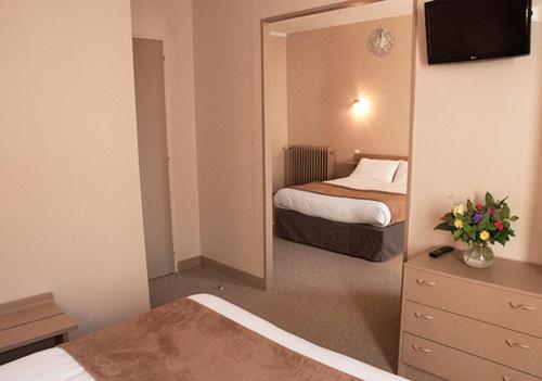 Hôtel des Pyrénées - Double Room