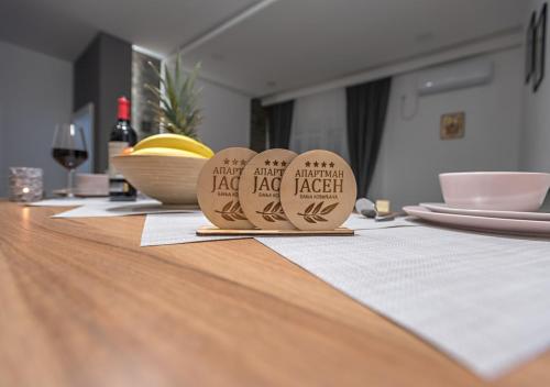 Bebidas en Apartman Jasen - Апартман Јасен