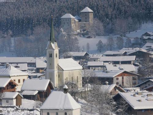Apartment in Kaprun with Ski-in Ski-out Access