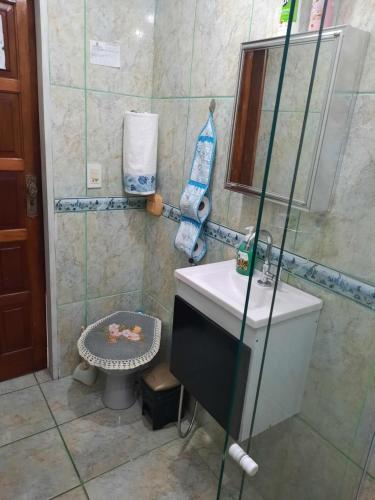 Bathroom sa Mini Casa independente no bairro Praia das Gaivotas
