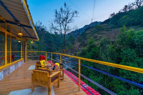 Imagen de la galería de The Hosteller Mussoorie By the Streamside, Kempty, en Mussoorie