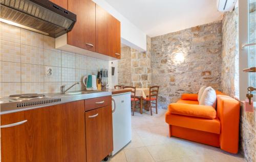 Kuchyň nebo kuchyňský kout v ubytování Apartment Smoline I