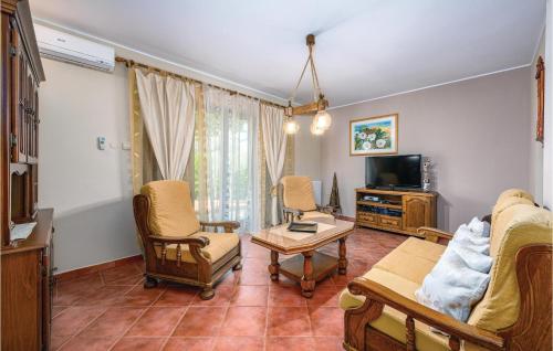 3 Bedroom Amazing Apartment In Rovinj