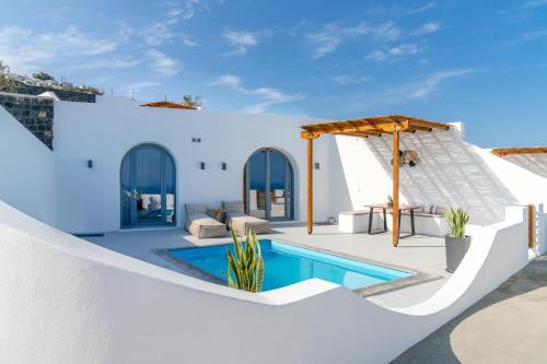 Πισίνα στο ή κοντά στο Oyster Luxury Suites