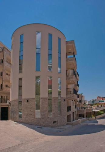 El edificio en el que está la casa de huéspedes