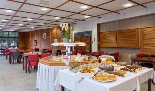 Afbeelding uit fotogalerij van Hotel Ker Juliette in Pornichet