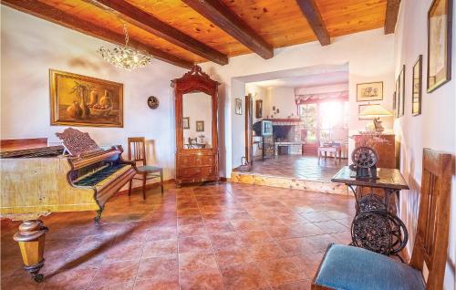Fotografia z galérie ubytovania 6 Bedroom Lovely Home In Liznjan v destinácii Ližnjan